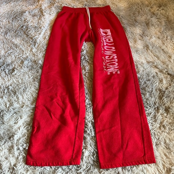 Gildan Yellowstone National Park red sweatpants with drawstring - Picture 1 of 4